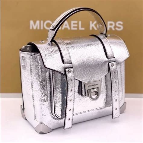 sac de michael kors prix|michael kors manhattan silver bag.